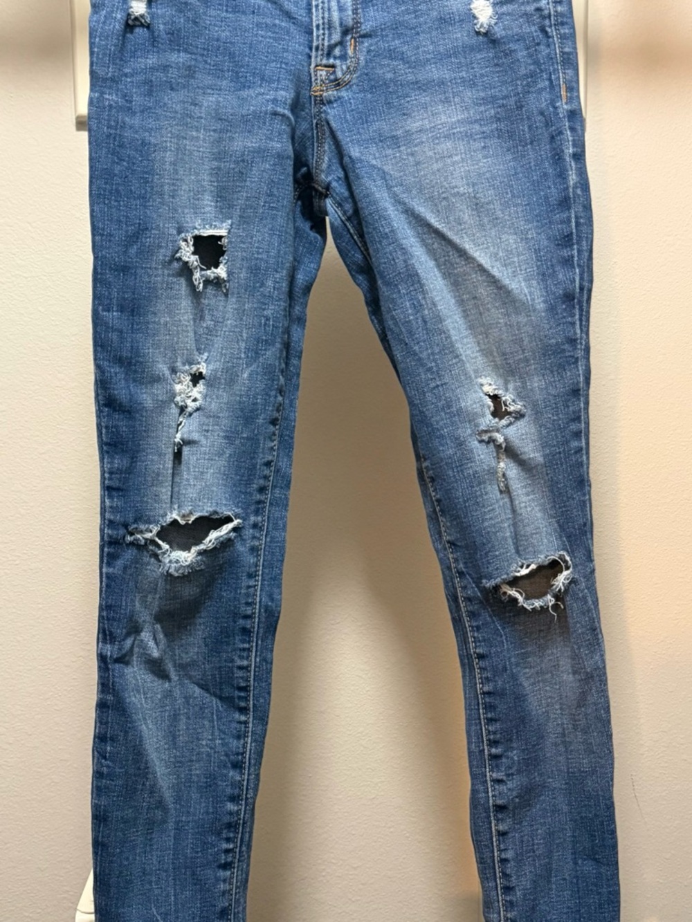 Old Navy Blue Distressed Skinny Jeans juniors size 0